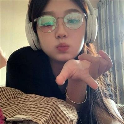 让叶兰在空中飞舞